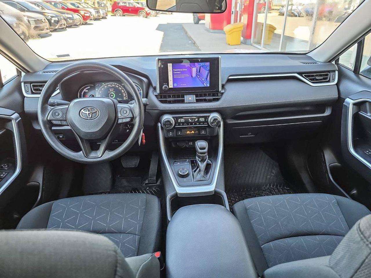 2025 Toyota RAV4 Hybrid LE Photo
