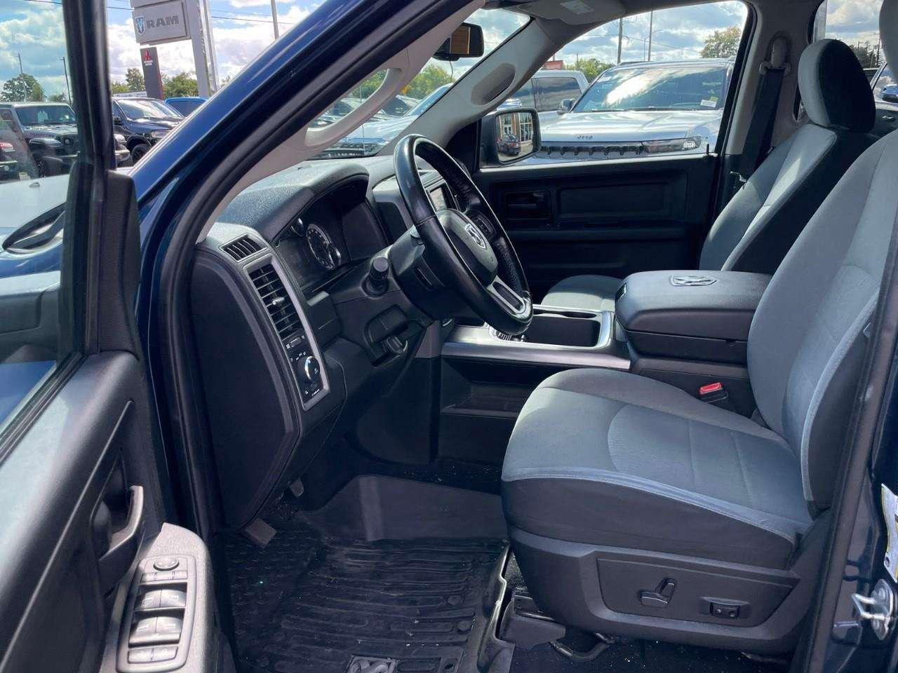2021 RAM 1500 ACCIDENT FREE   HTD SEATS   5.7 L V8 HEMI Photo