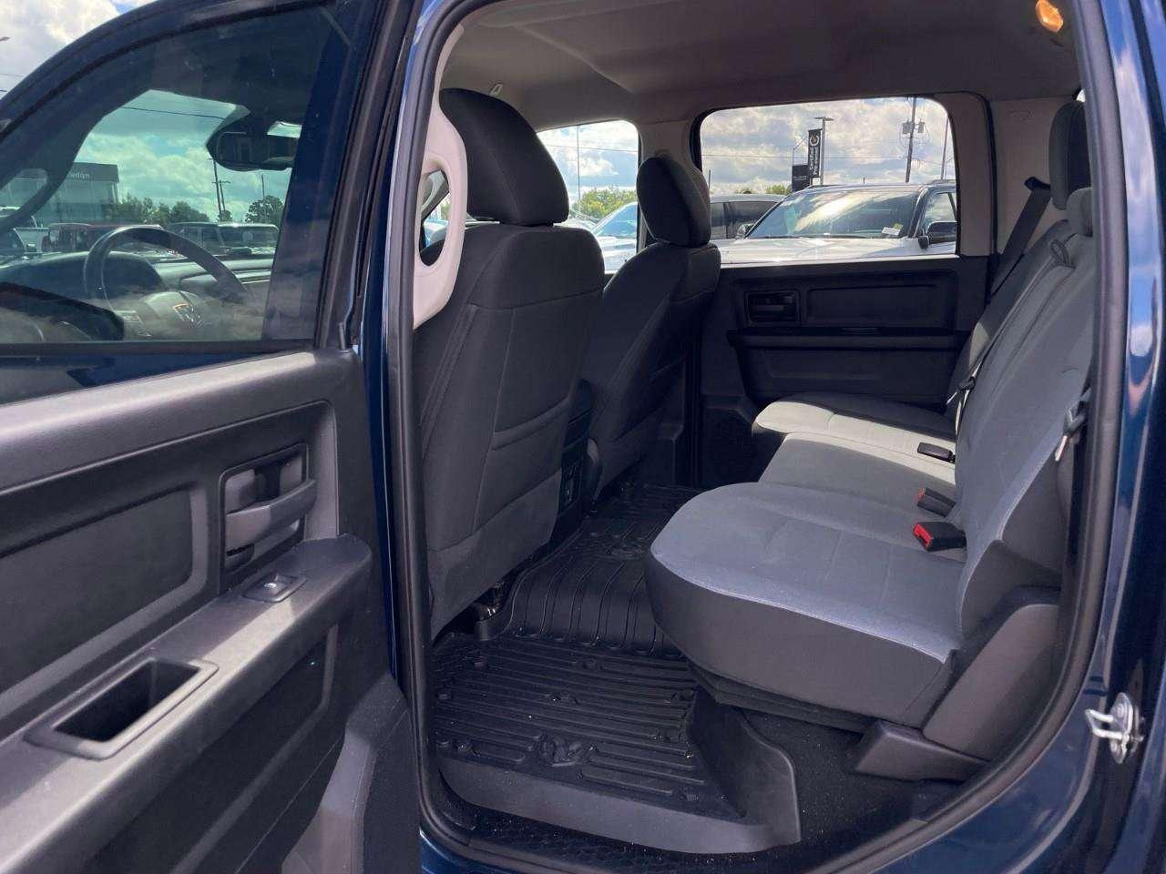 2021 RAM 1500 ACCIDENT FREE   HTD SEATS   5.7 L V8 HEMI Photo
