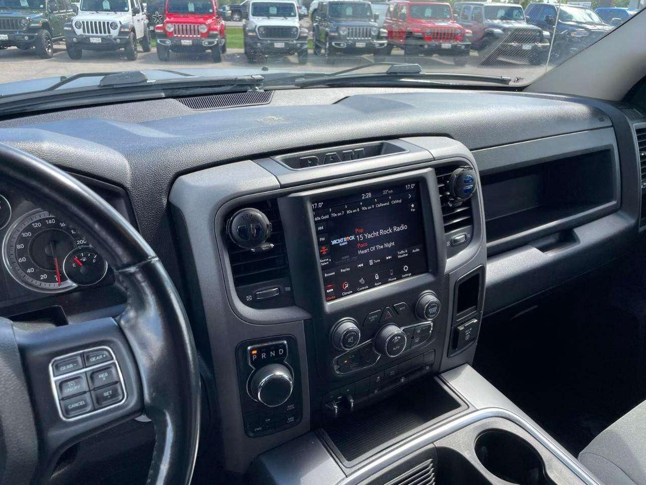 2021 RAM 1500 ACCIDENT FREE   HTD SEATS   5.7 L V8 HEMI Photo