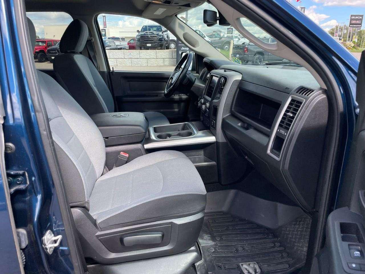 2021 RAM 1500 ACCIDENT FREE   HTD SEATS   5.7 L V8 HEMI Photo