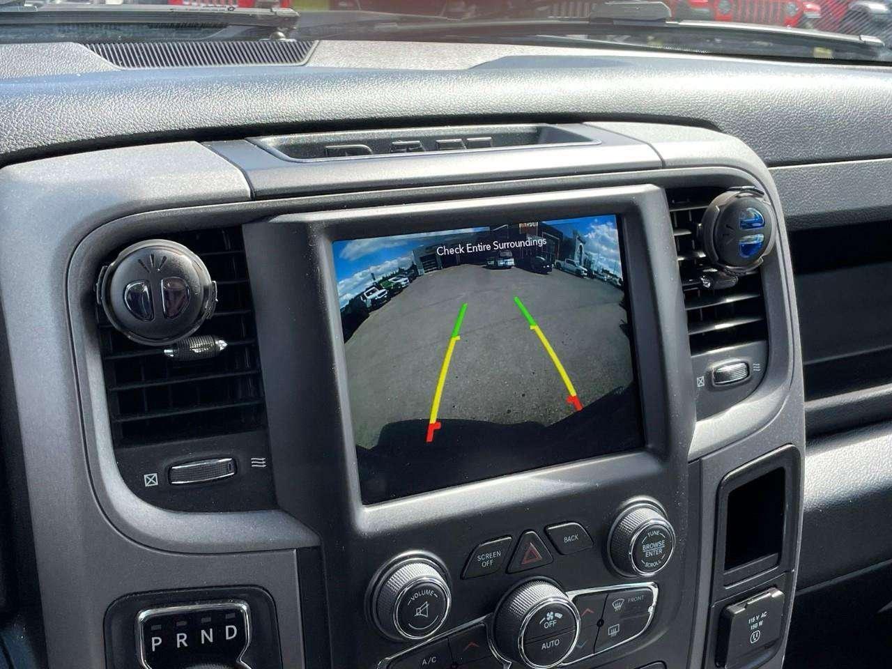 2021 RAM 1500 ACCIDENT FREE   HTD SEATS   5.7 L V8 HEMI Photo