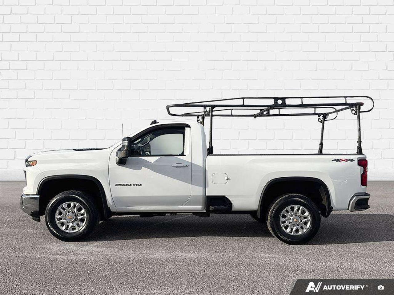2024 Chevrolet Silverado 2500 GOOSENECK/5TH WHEEL PREP PKG. SNOW PLOW/CAMPER PREP PKG. TRAILERING PKG. BEDLINER. BRAY ORIGINAL. UTILITY RACK INCLUDED. Photo1