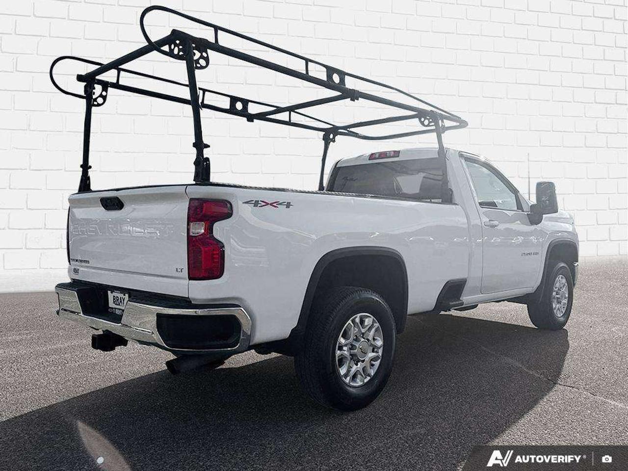 2024 Chevrolet Silverado 2500 GOOSENECK/5TH WHEEL PREP PKG. SNOW PLOW/CAMPER PREP PKG. TRAILERING PKG. BEDLINER. BRAY ORIGINAL. UTILITY RACK INCLUDED. Photo