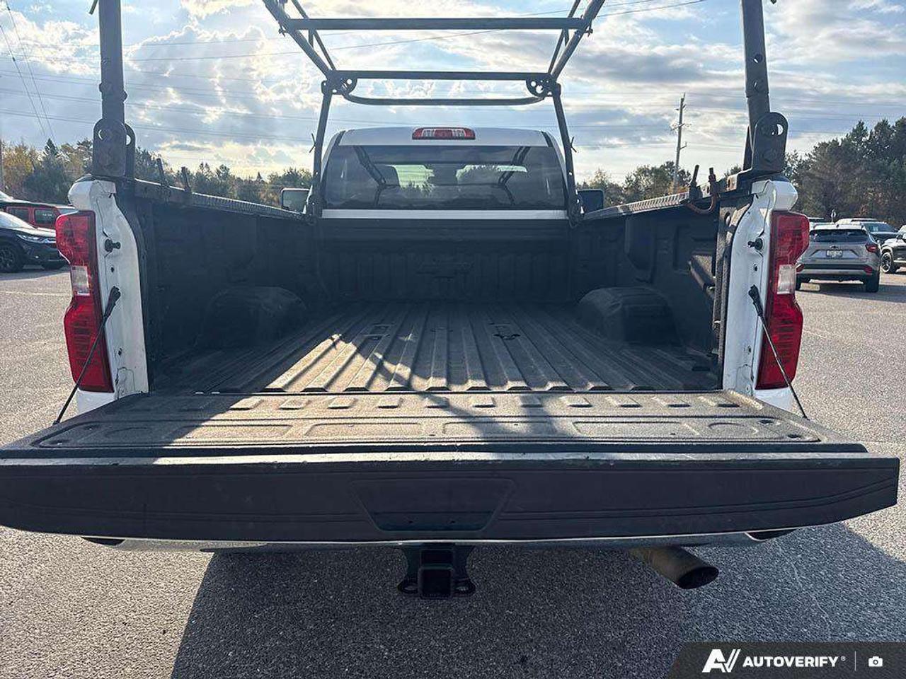 2024 Chevrolet Silverado 2500 GOOSENECK/5TH WHEEL PREP PKG. SNOW PLOW/CAMPER PREP PKG. TRAILERING PKG. BEDLINER. BRAY ORIGINAL. UTILITY RACK INCLUDED. Photo