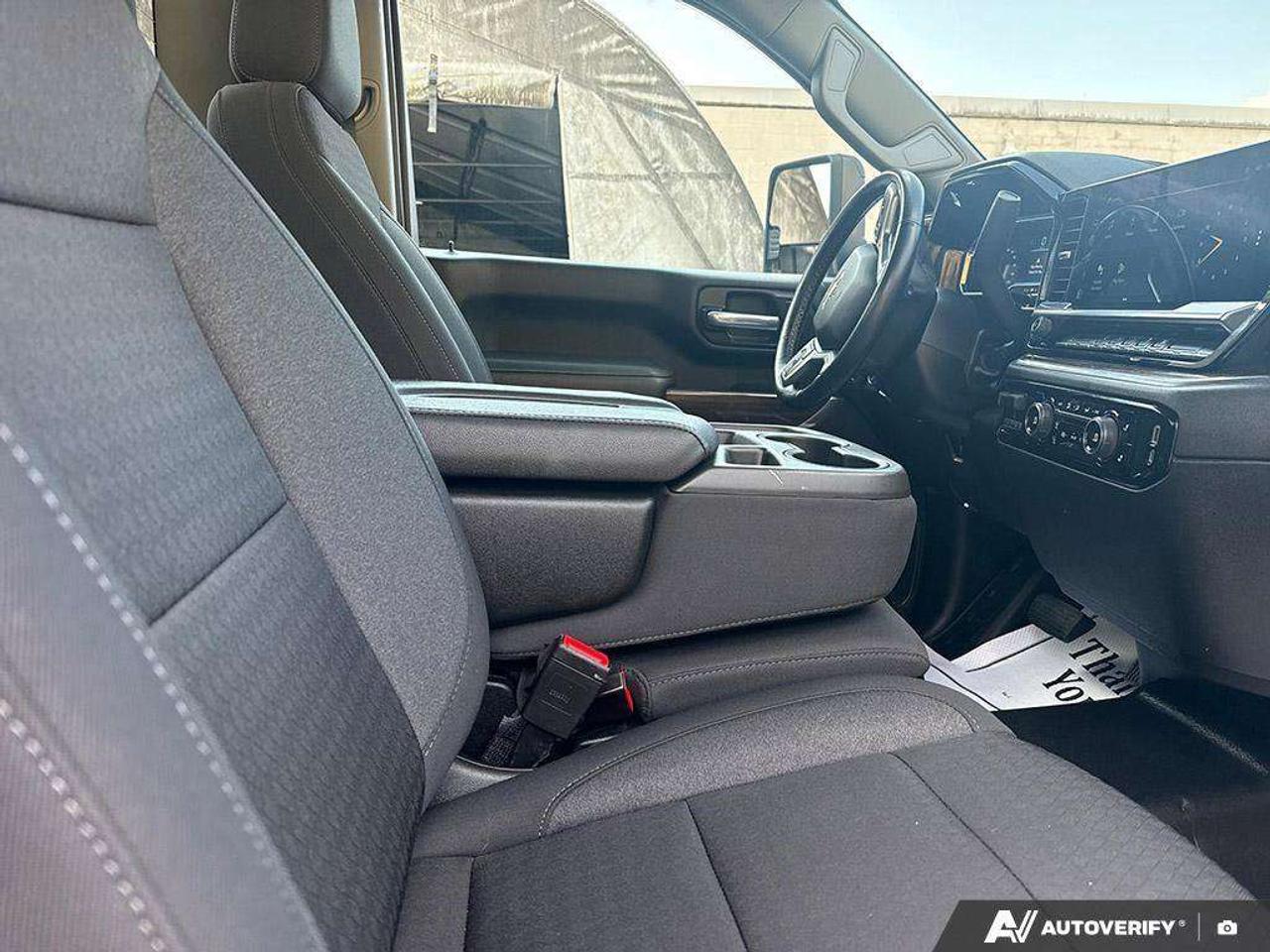 2024 Chevrolet Silverado 2500 GOOSENECK/5TH WHEEL PREP PKG. SNOW PLOW/CAMPER PREP PKG. TRAILERING PKG. BEDLINER. BRAY ORIGINAL. UTILITY RACK INCLUDED. Photo