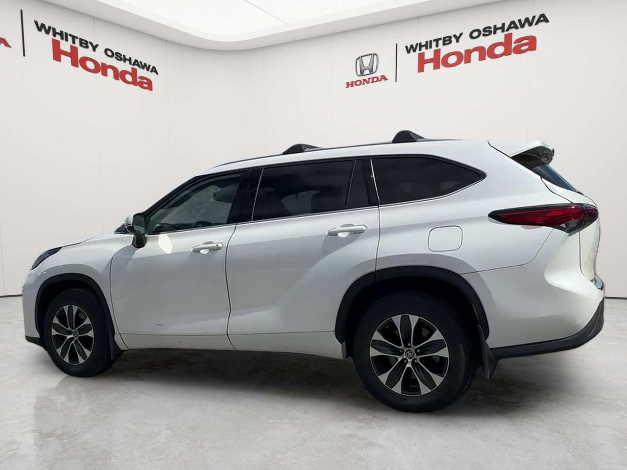 2021 Toyota Highlander XLE Photo