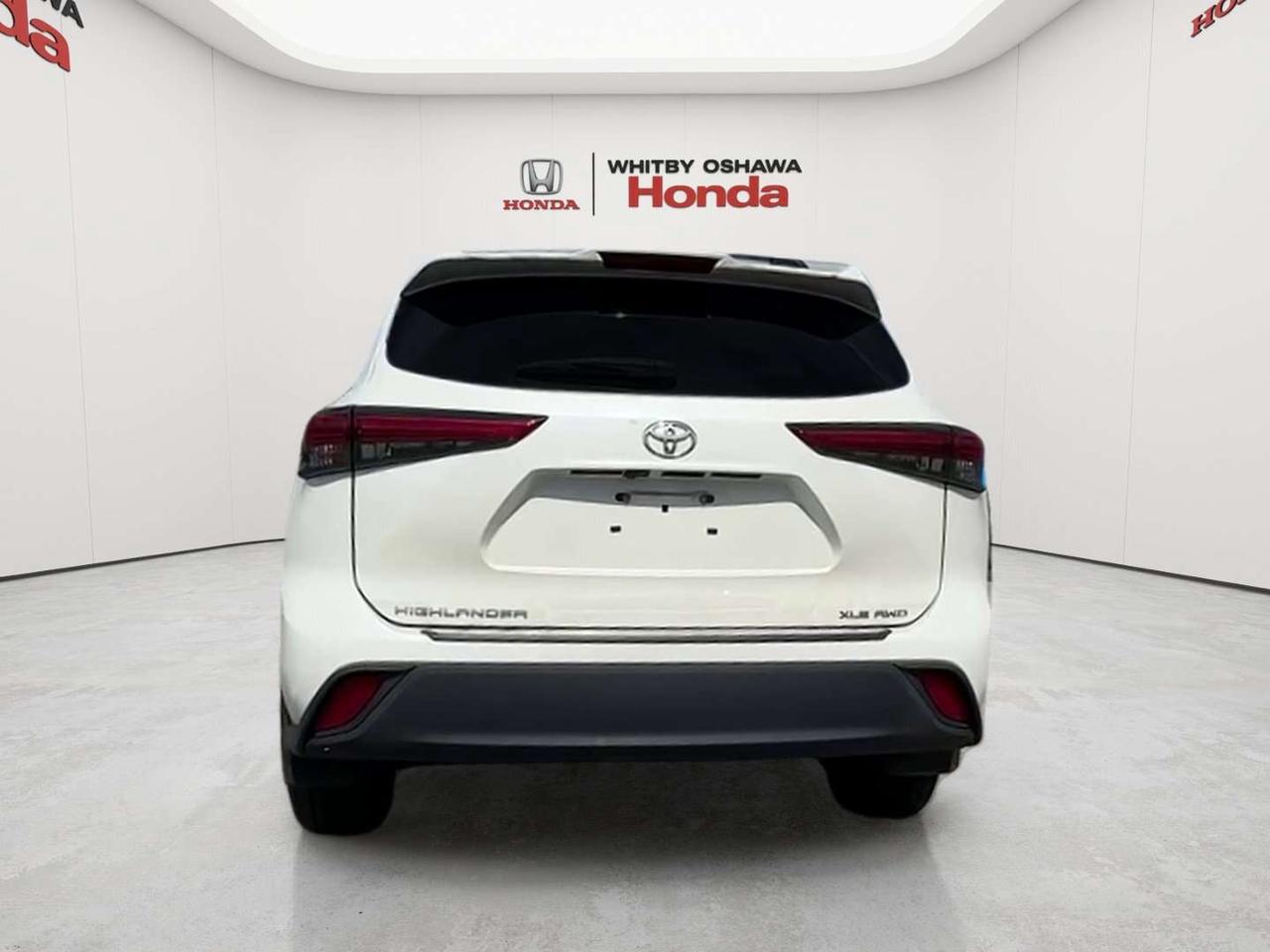 2021 Toyota Highlander XLE Photo
