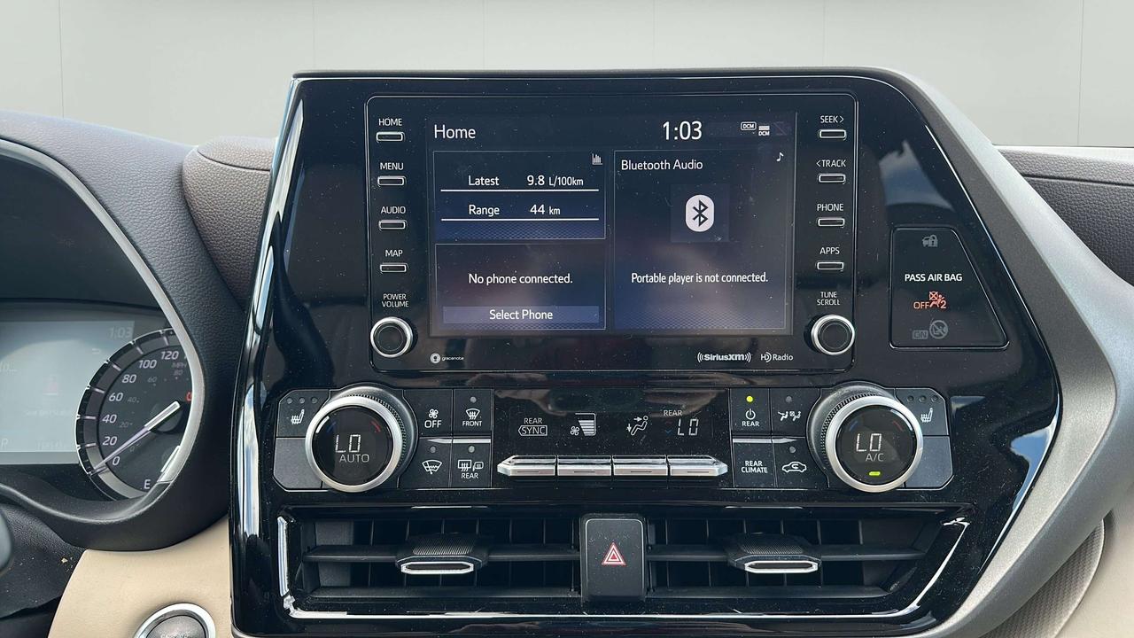 2021 Toyota Highlander XLE Photo