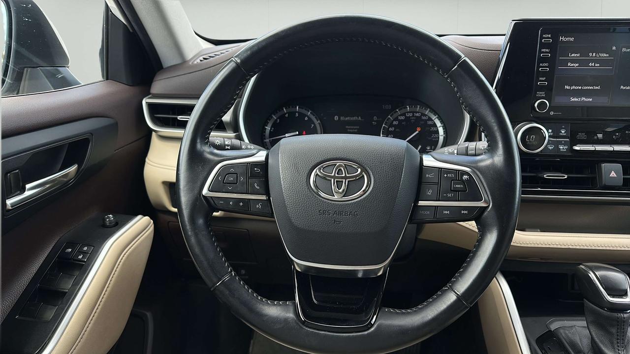 2021 Toyota Highlander XLE Photo
