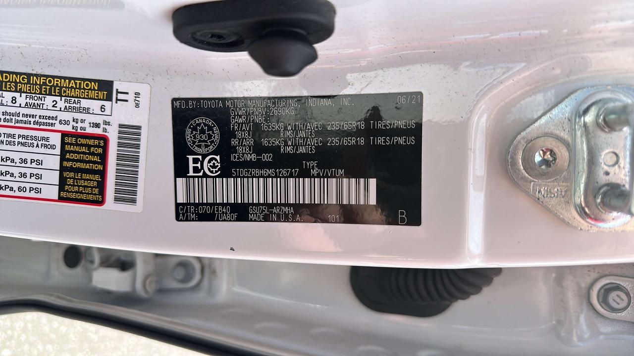 2021 Toyota Highlander XLE Photo