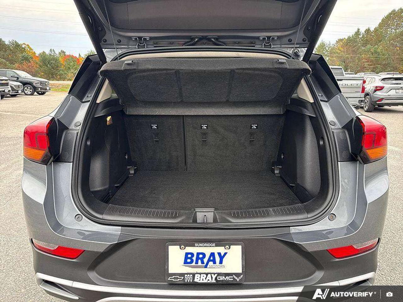 2020 Buick Encore ALL WEATHER MATS. COLD WEATHER COMFORT PKG. BUICK CONFIDENCE PKG. REAR VISION CAMERA. Photo