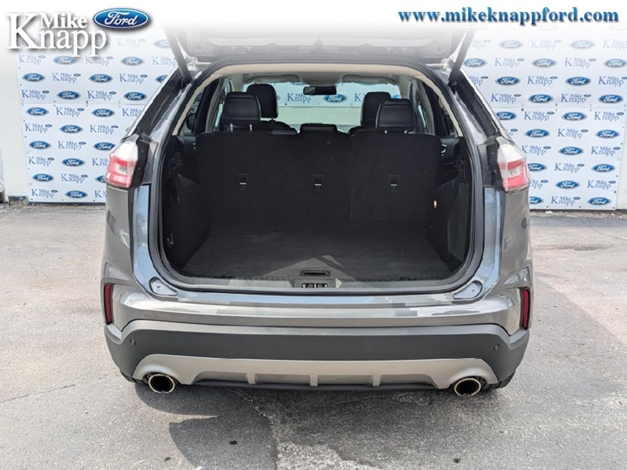 2023 Ford Edge Titanium Photo