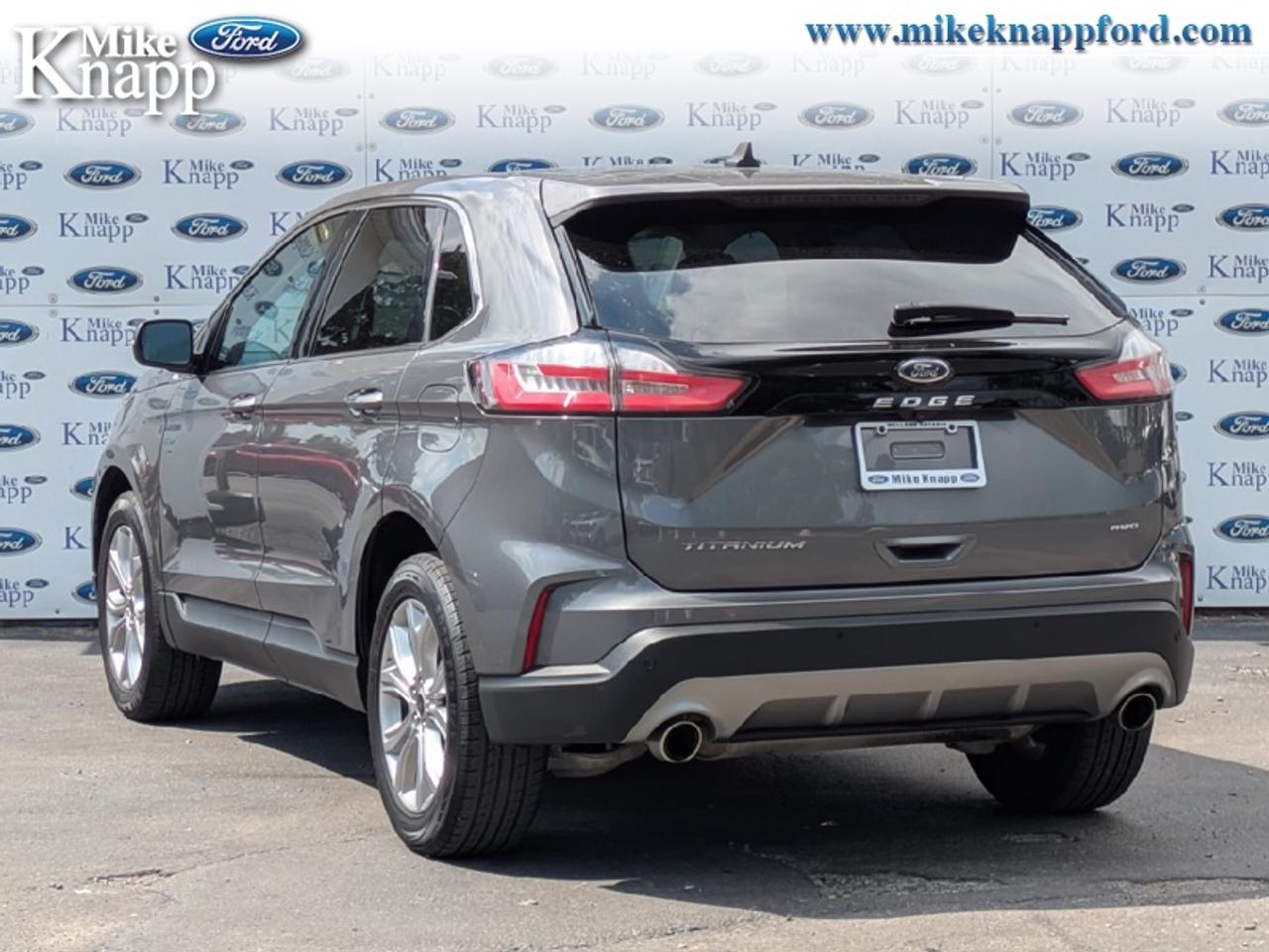 2023 Ford Edge Titanium Photo