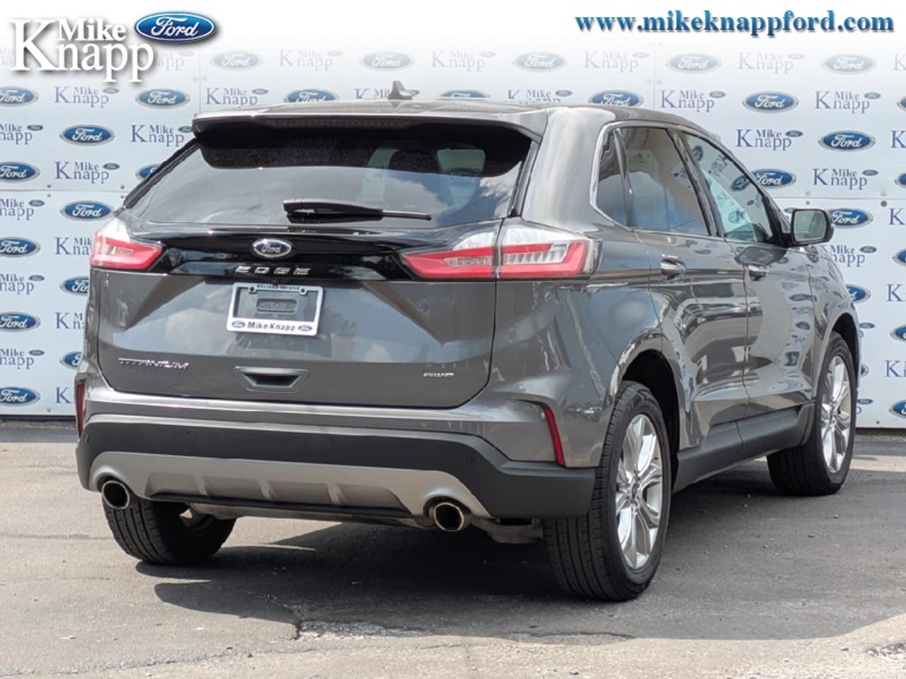 2023 Ford Edge Titanium Photo