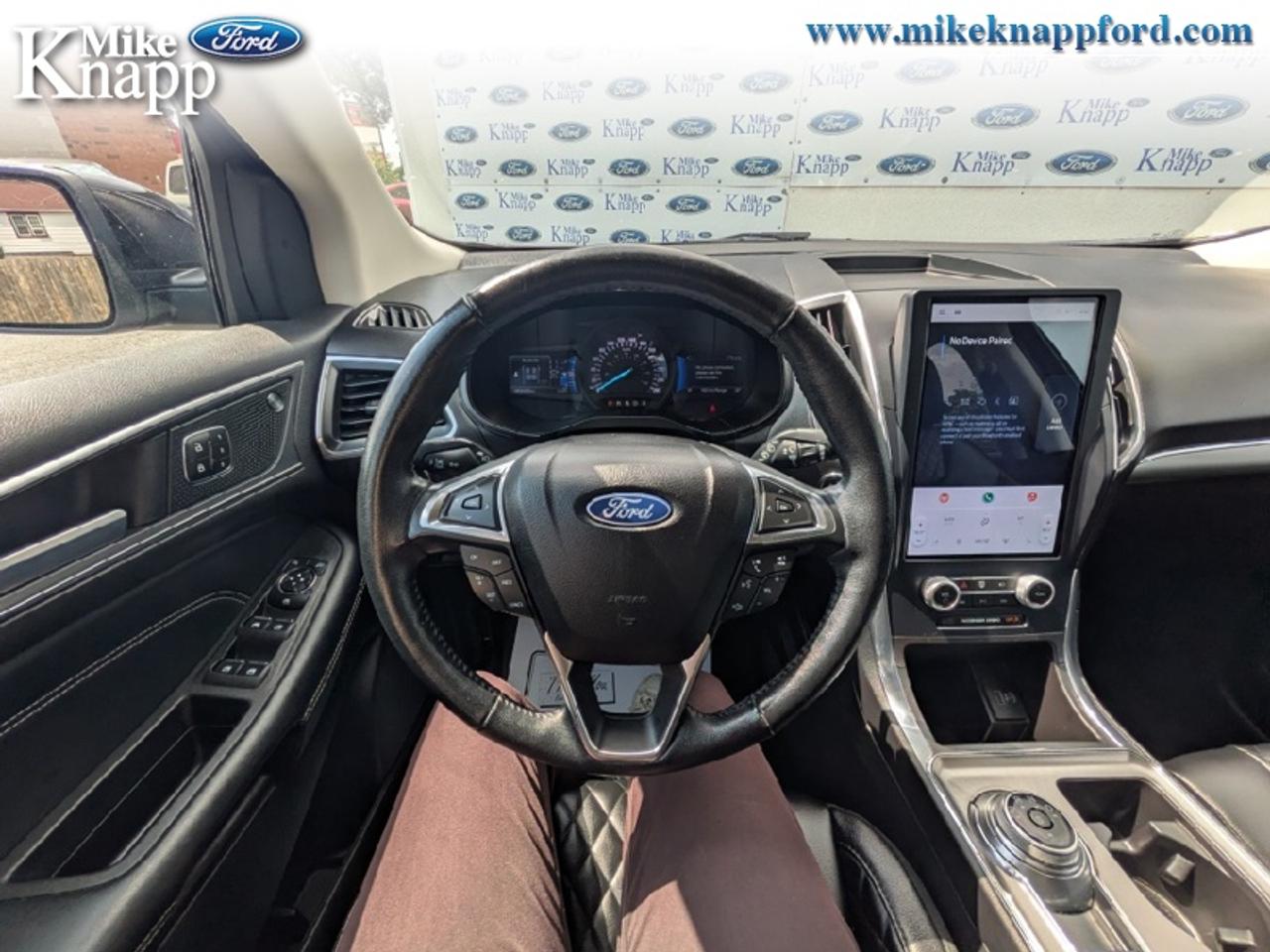 2023 Ford Edge Titanium Photo