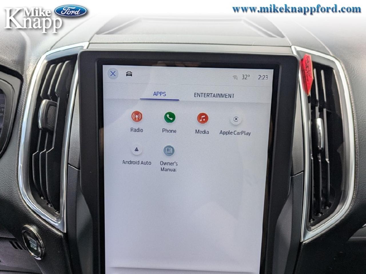 2023 Ford Edge Titanium Photo
