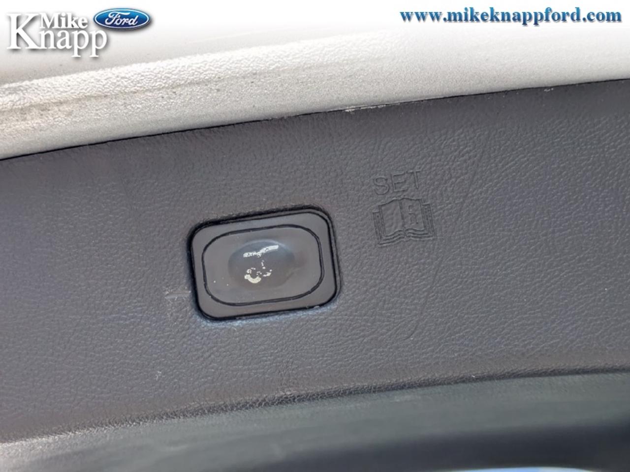 2023 Ford Edge SEL Photo