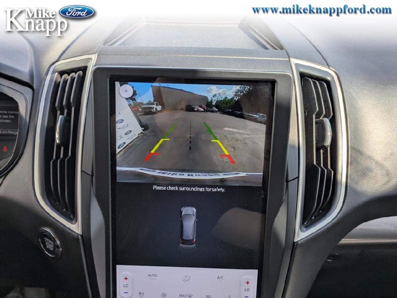 2023 Ford Edge SEL Photo