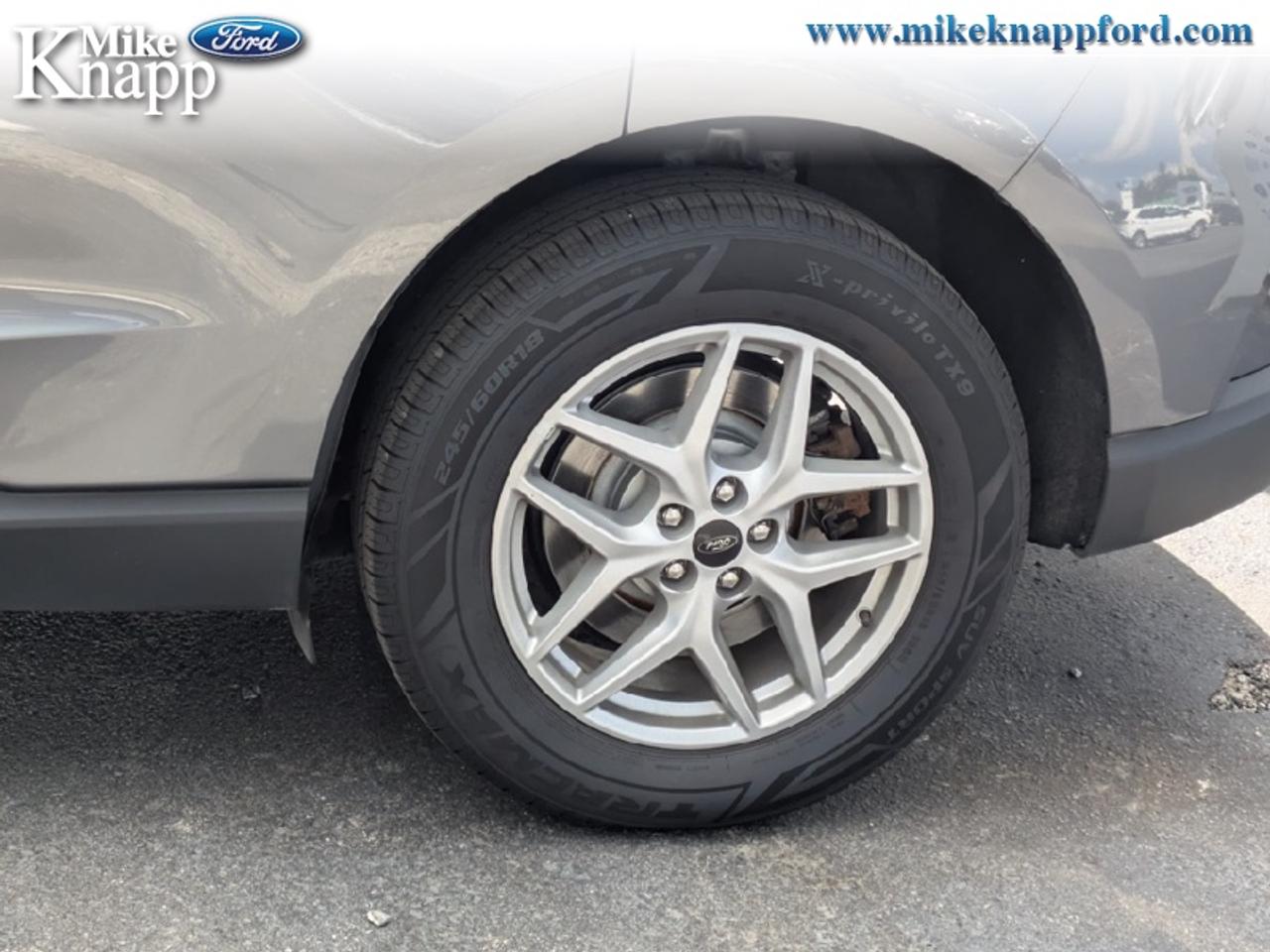 2023 Ford Edge SEL Photo