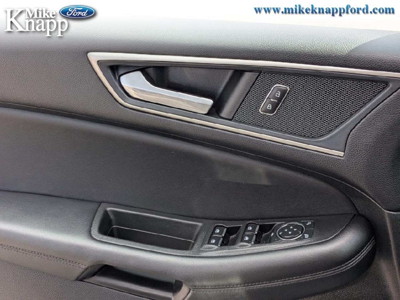 2023 Ford Edge SEL Photo