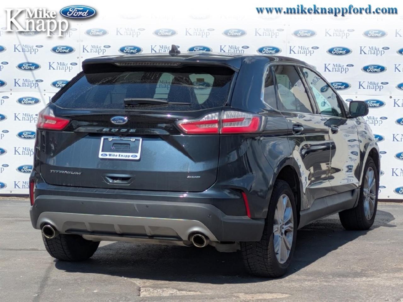 2023 Ford Edge Titanium Photo
