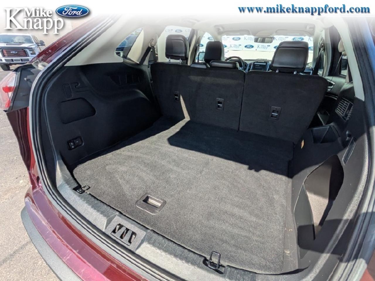 2023 Ford Edge SEL Photo