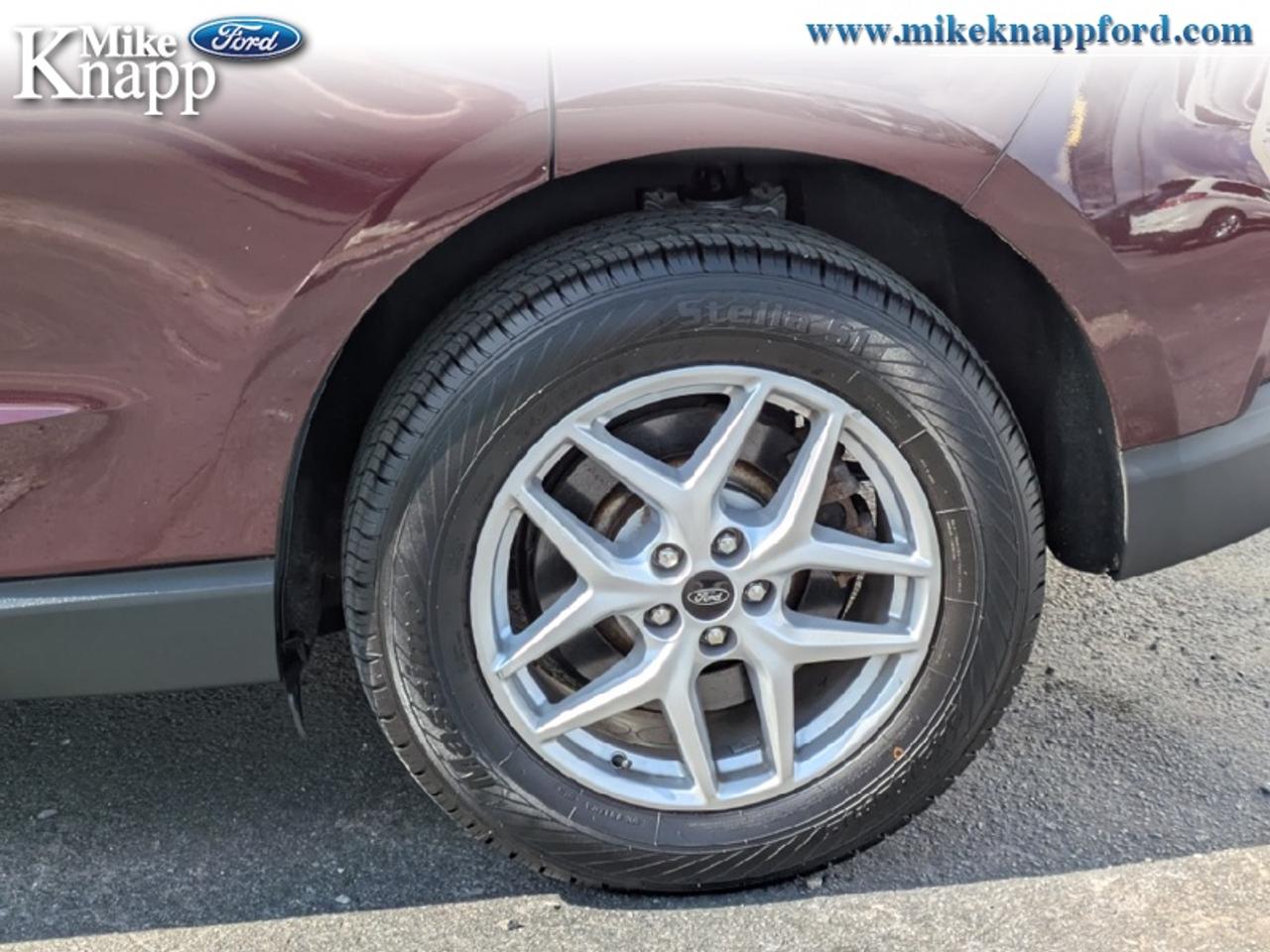 2023 Ford Edge SEL Photo