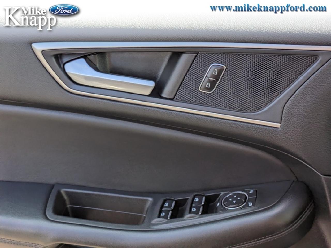 2023 Ford Edge SEL Photo