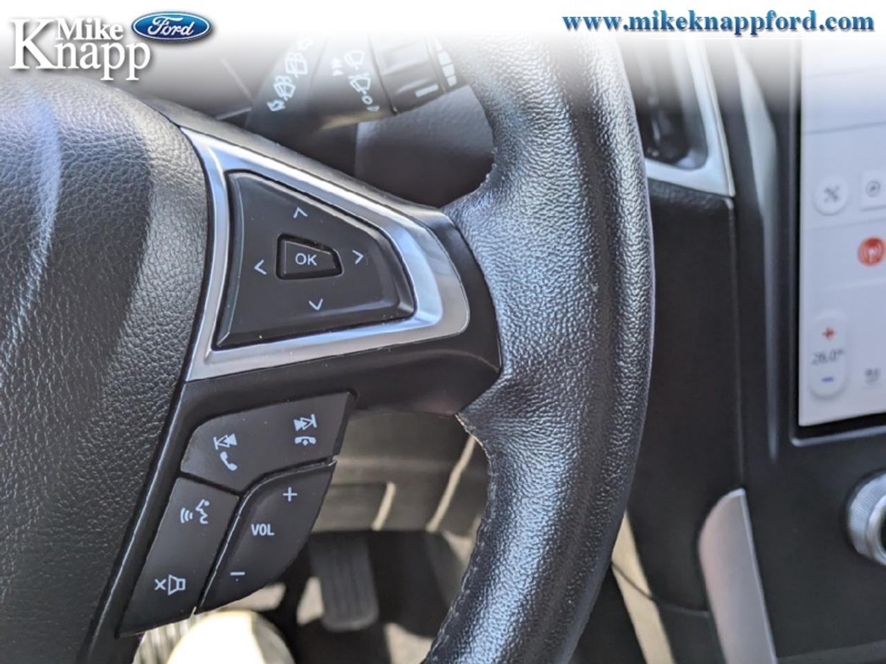 2023 Ford Edge SEL Photo