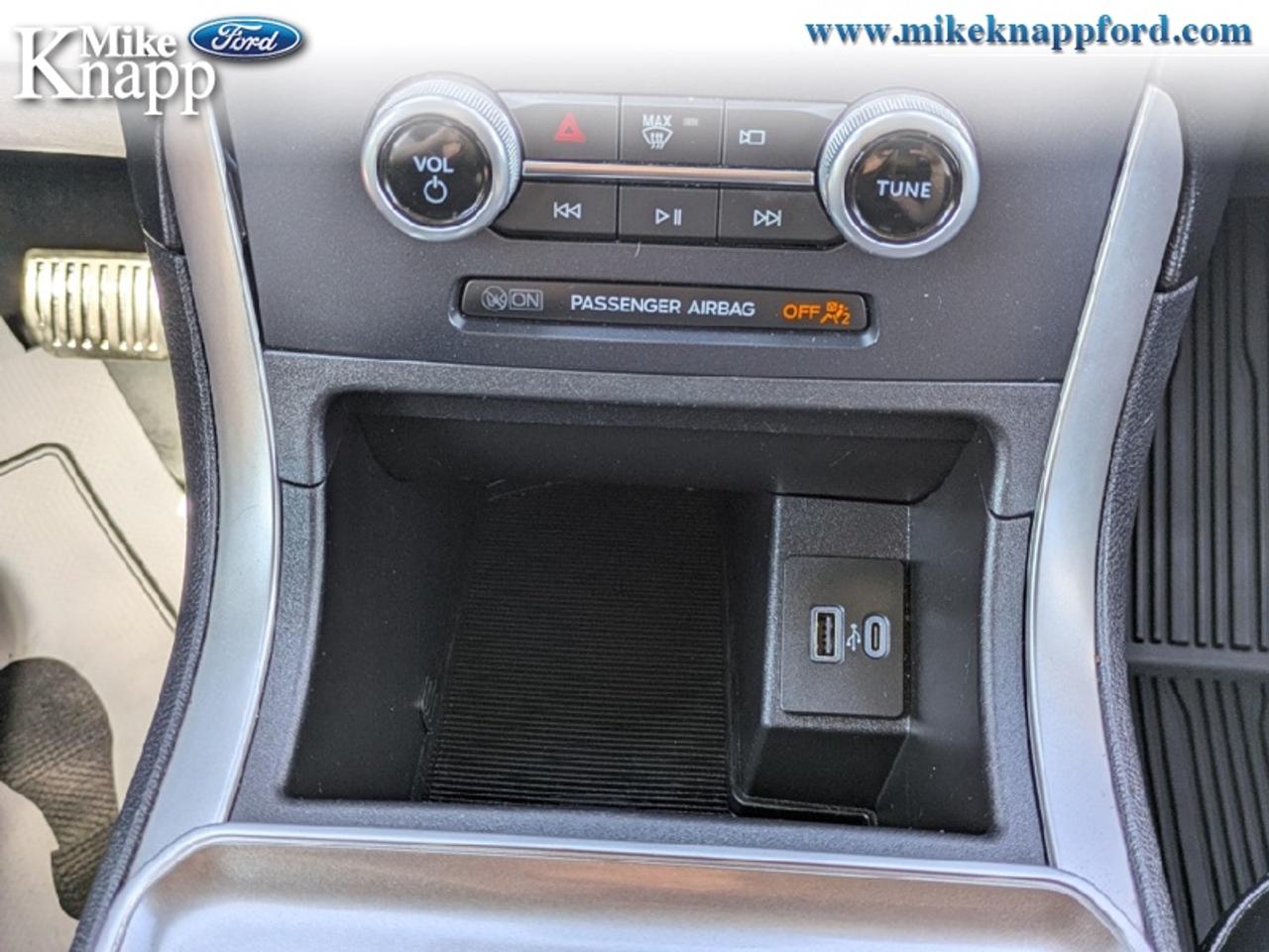 2023 Ford Edge SEL Photo