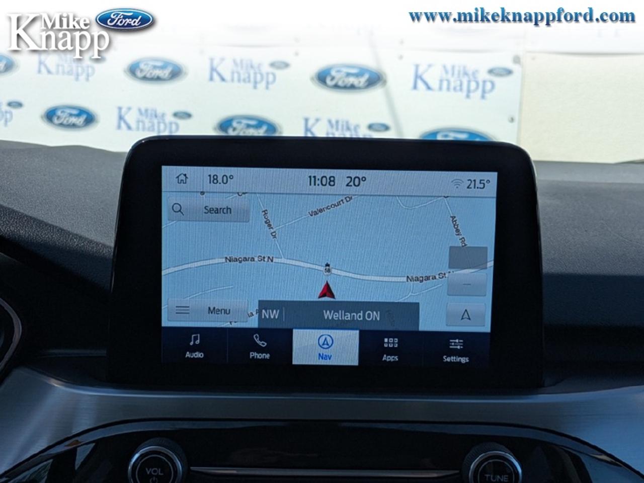 2022 Ford Escape Titanium Photo