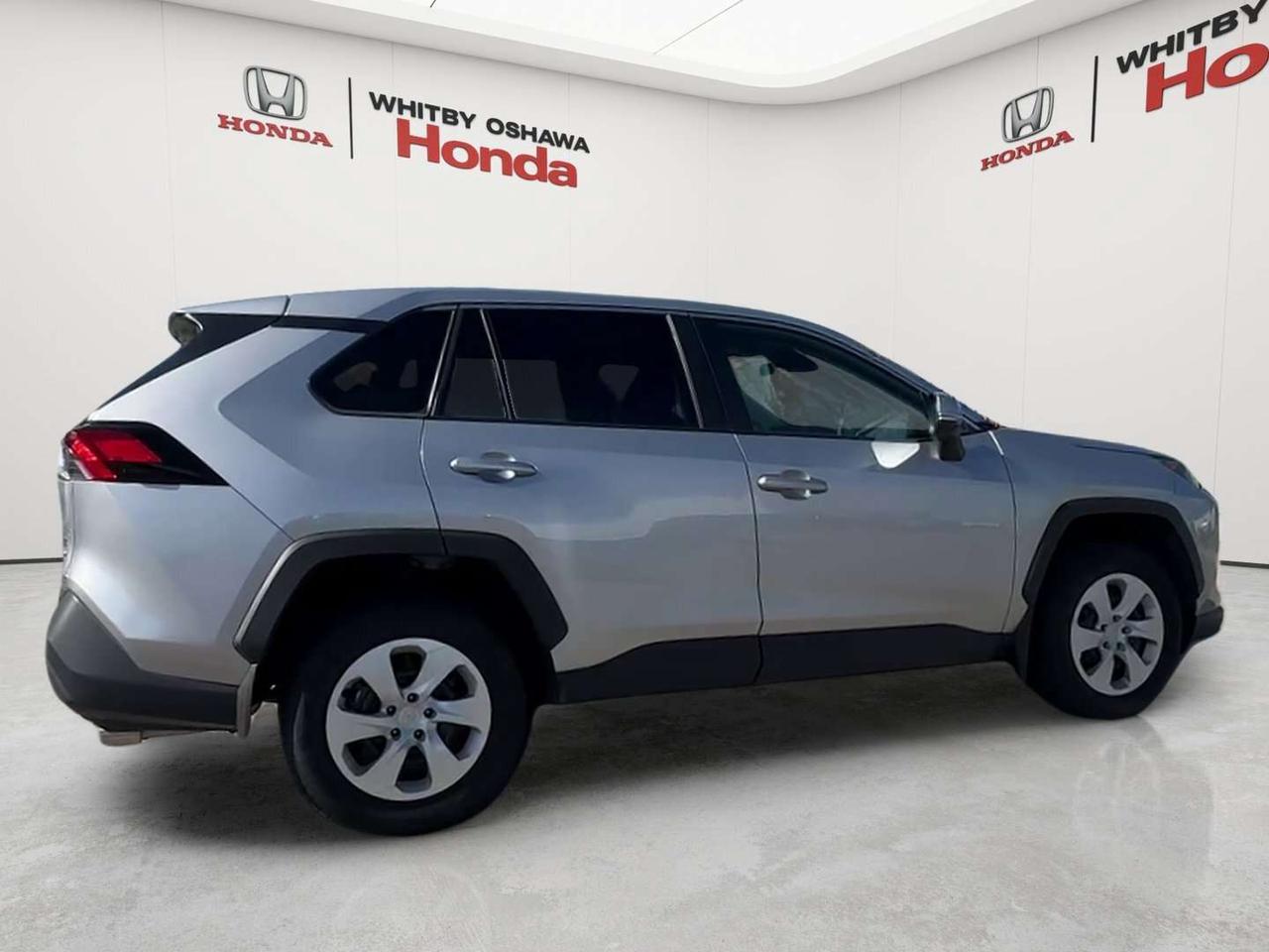 2025 Toyota RAV4 LE Photo