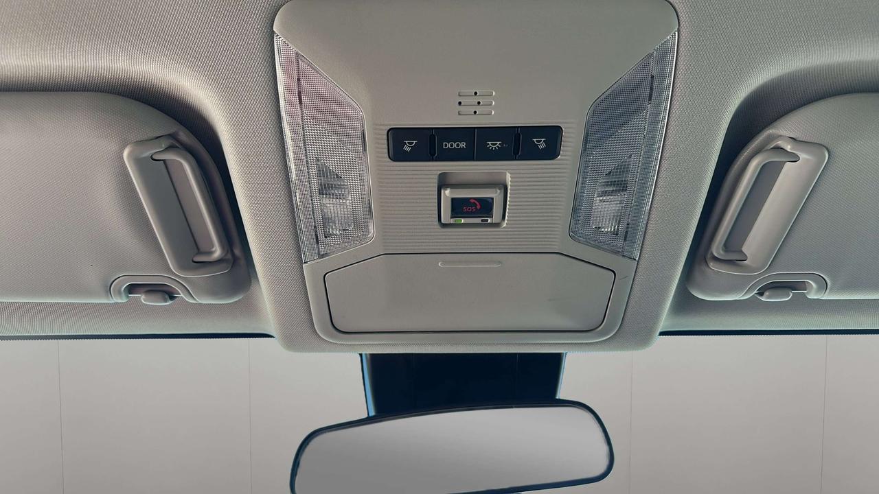 2025 Toyota RAV4 LE Photo