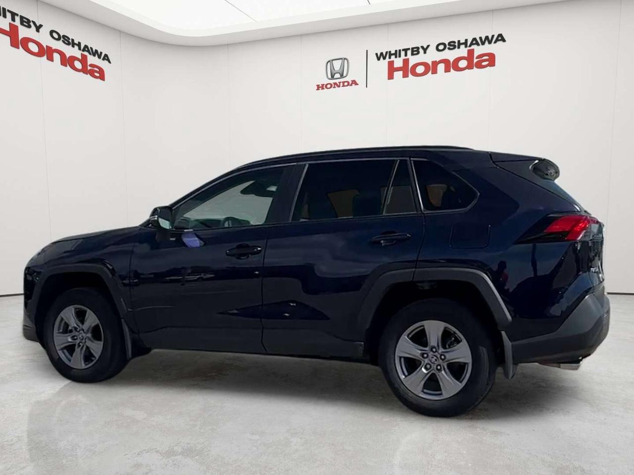 2025 Toyota RAV4 XLE Photo3