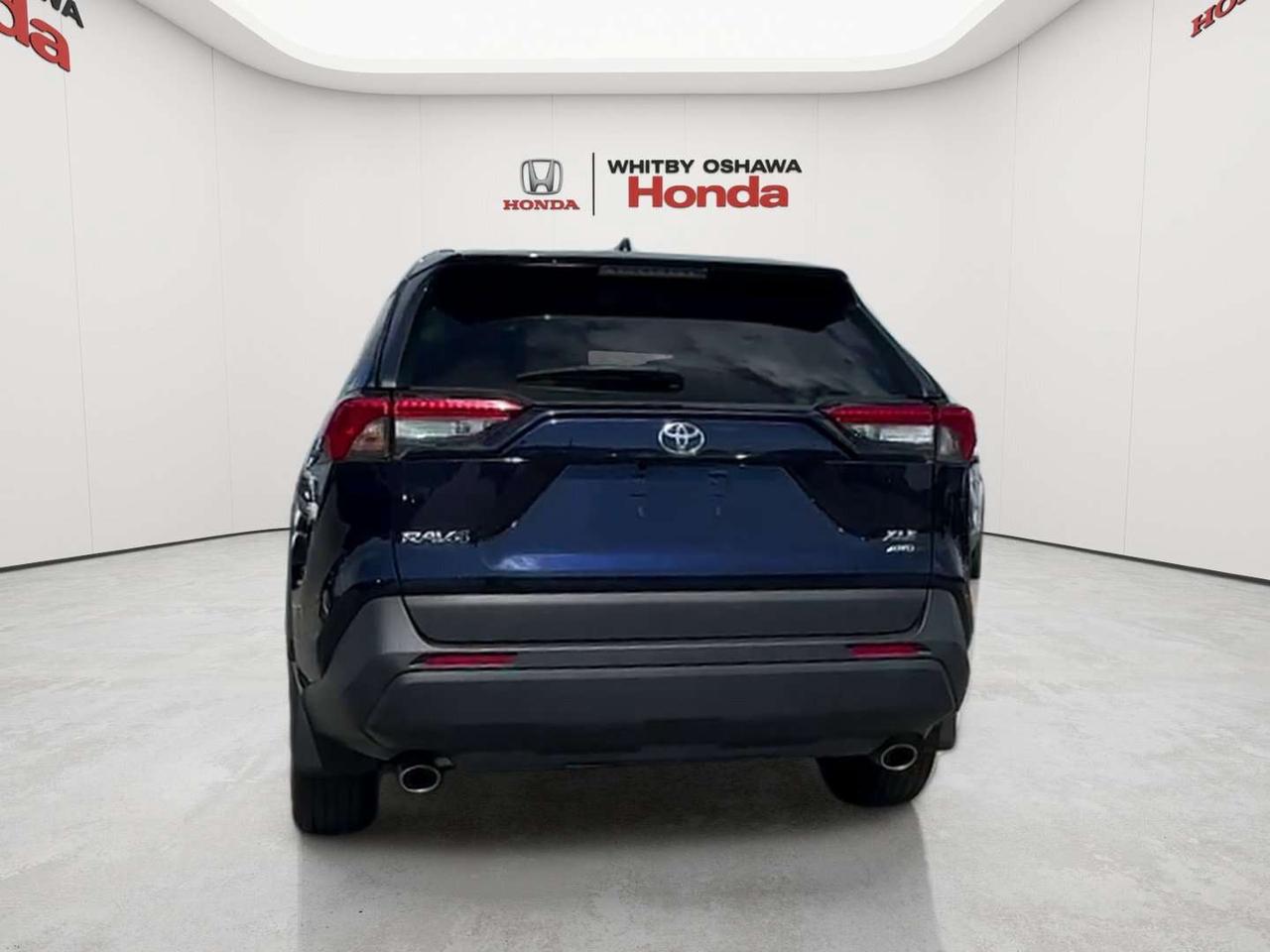 2025 Toyota RAV4 XLE Photo