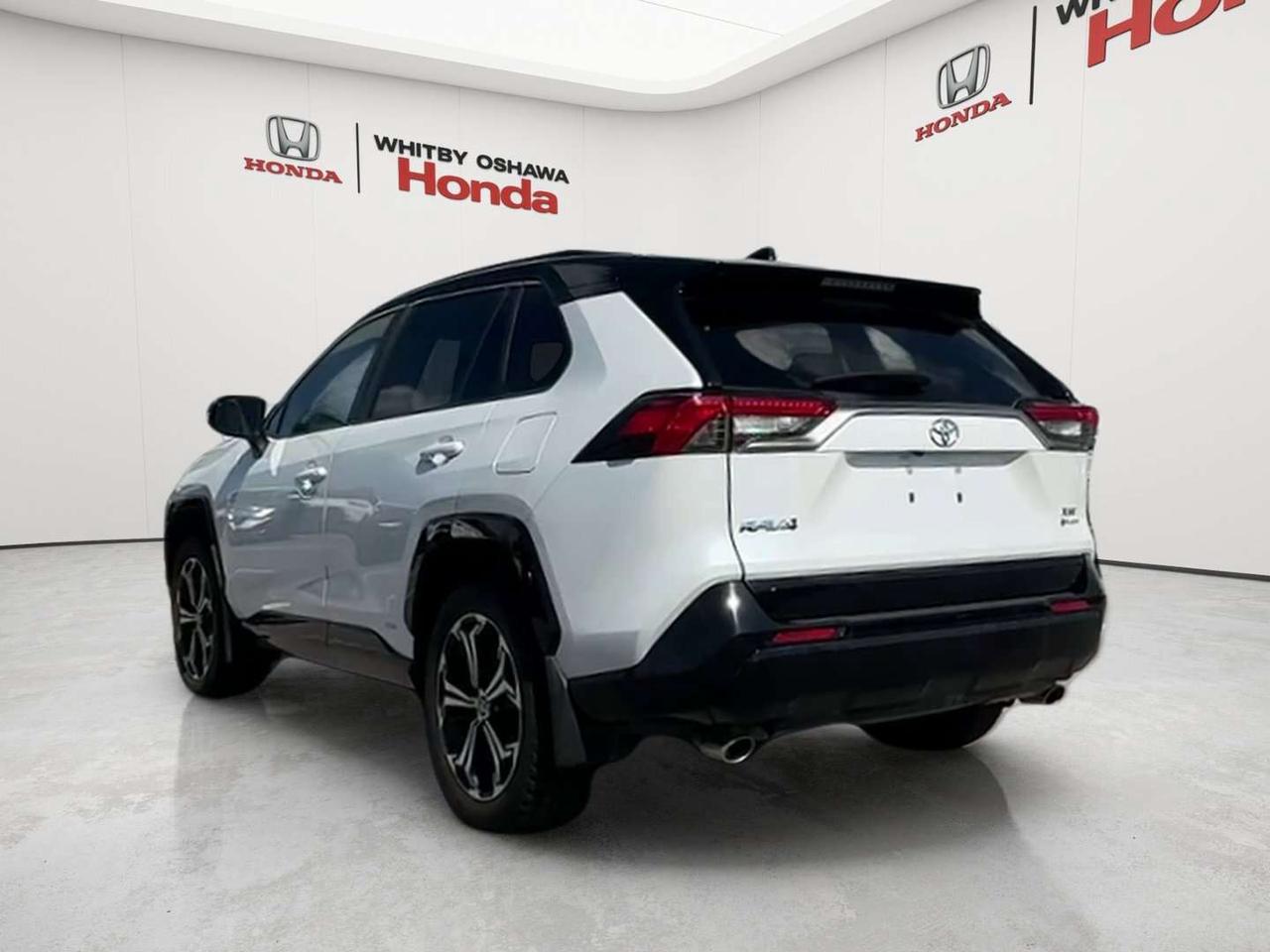 2025 Toyota RAV4 XSE Photo