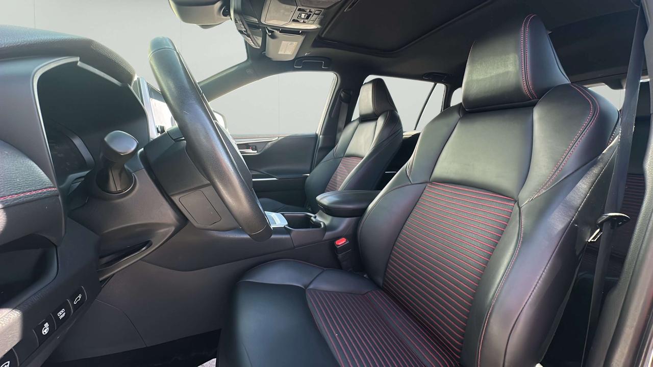 2025 Toyota RAV4 XSE Photo