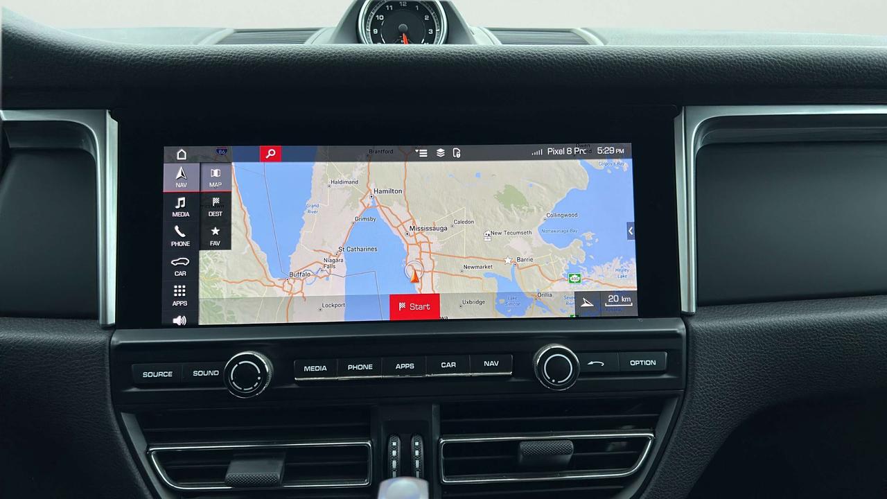 2021 Porsche Macan Base Photo