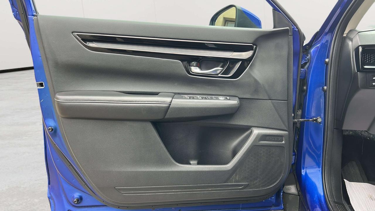 2025 Honda CR-V Sport Photo