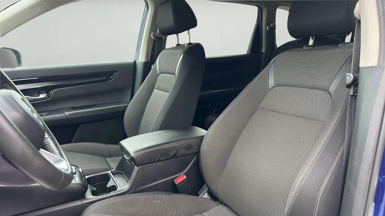 2025 Honda CR-V Sport Photo