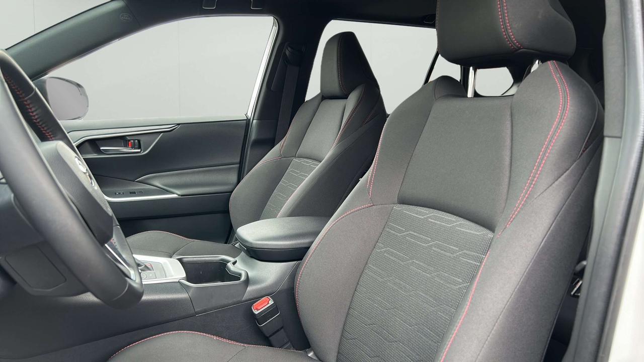 2025 Toyota RAV4 se Photo