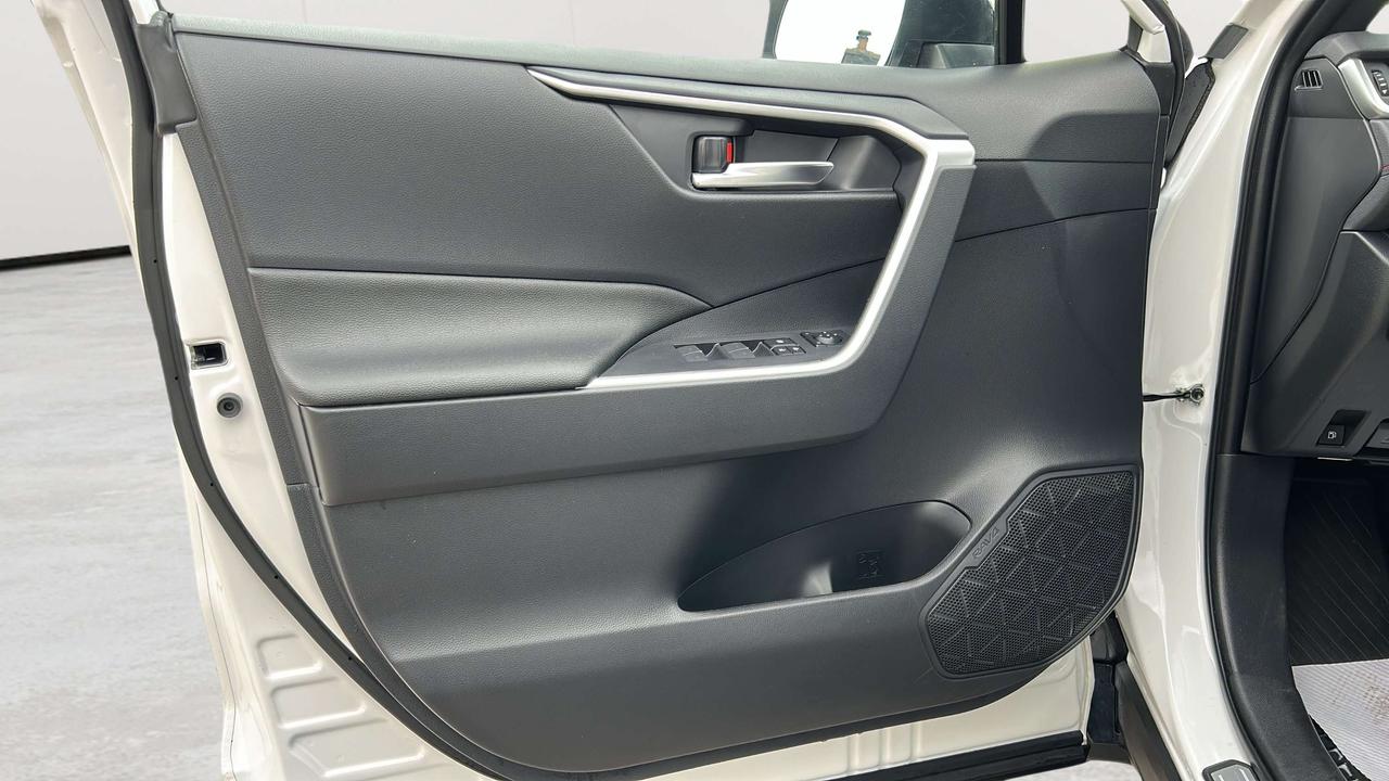2025 Toyota RAV4 se Photo