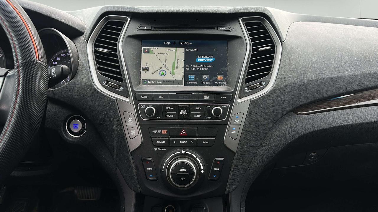 2018 Hyundai Santa Fe 2.4 Luxury Photo