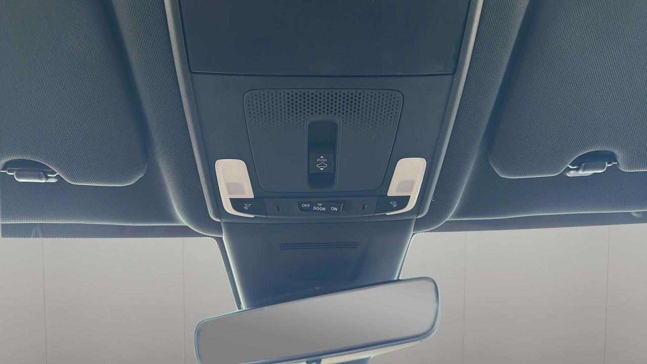 2023 Honda CR-V Touring Photo