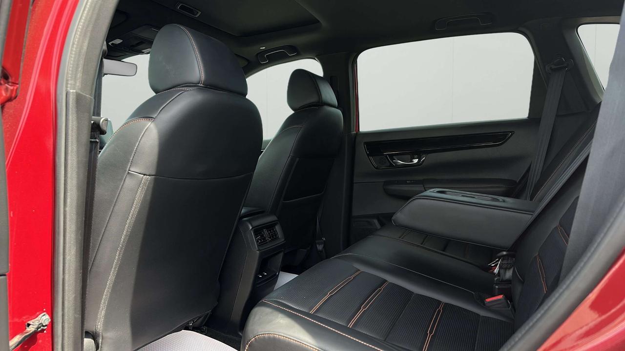 2023 Honda CR-V Touring Photo