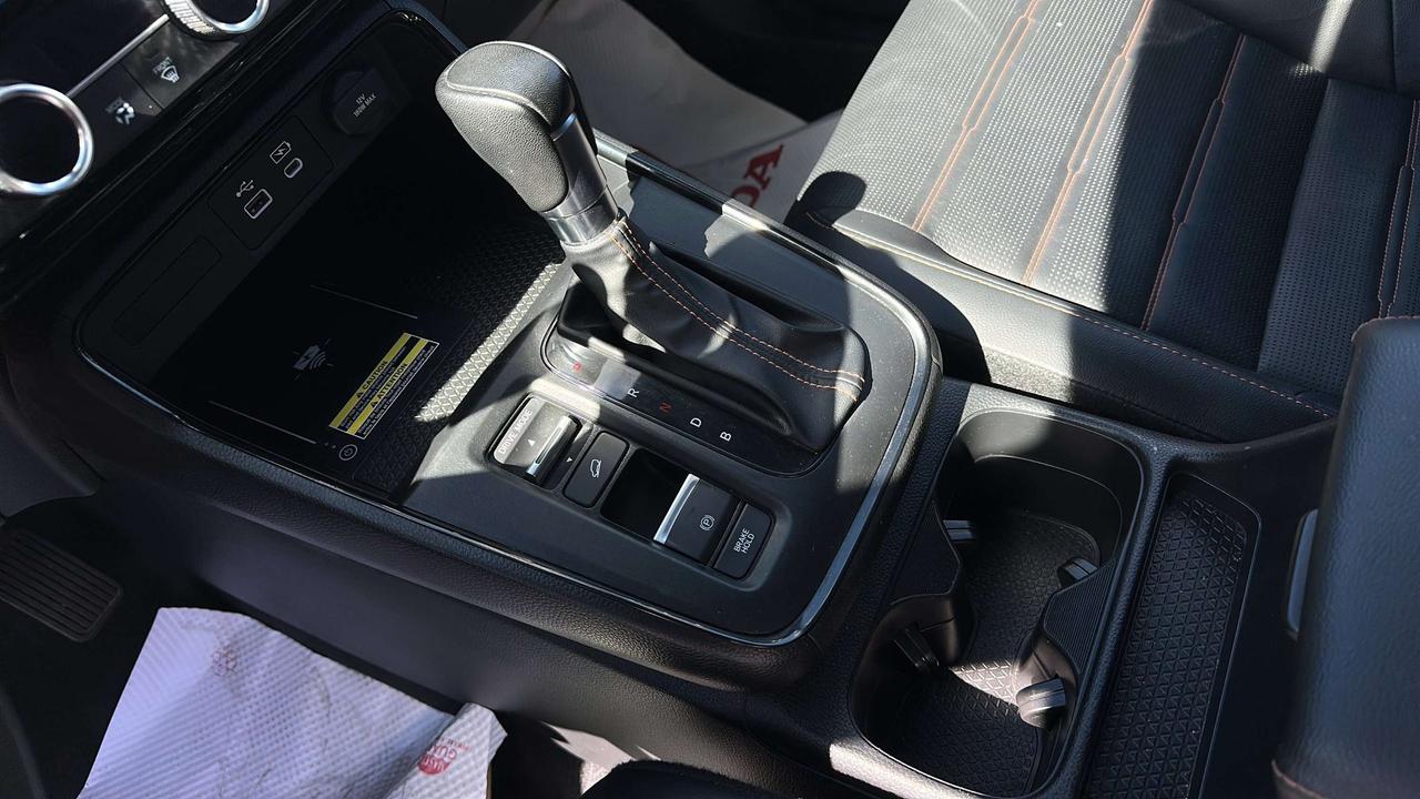 2023 Honda CR-V Touring Photo