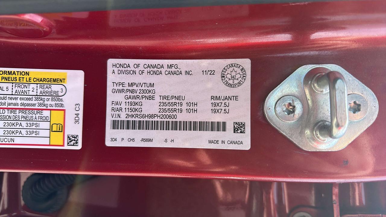 2023 Honda CR-V Touring Photo
