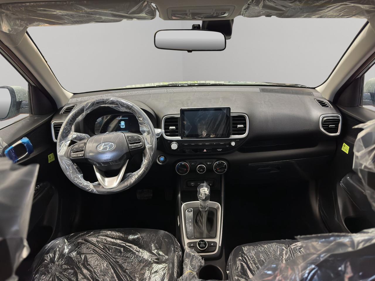 2026 Hyundai Venue PREFERRED Photo
