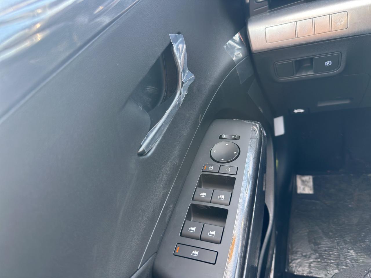 2027 Hyundai KONA Preferred Photo